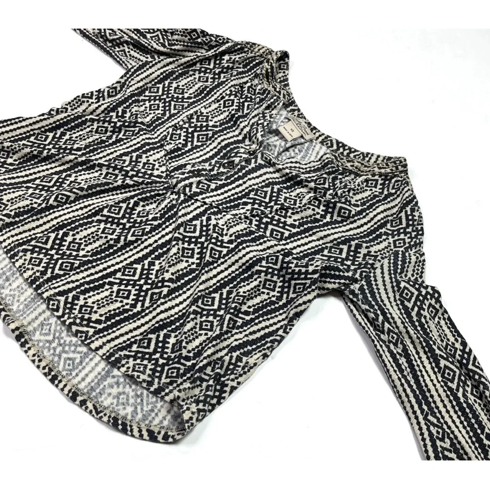 Lucky Brand Top Womens XS Live In Love Boho Geometric Long Sleeve Blouse - Picture 2 of 8
